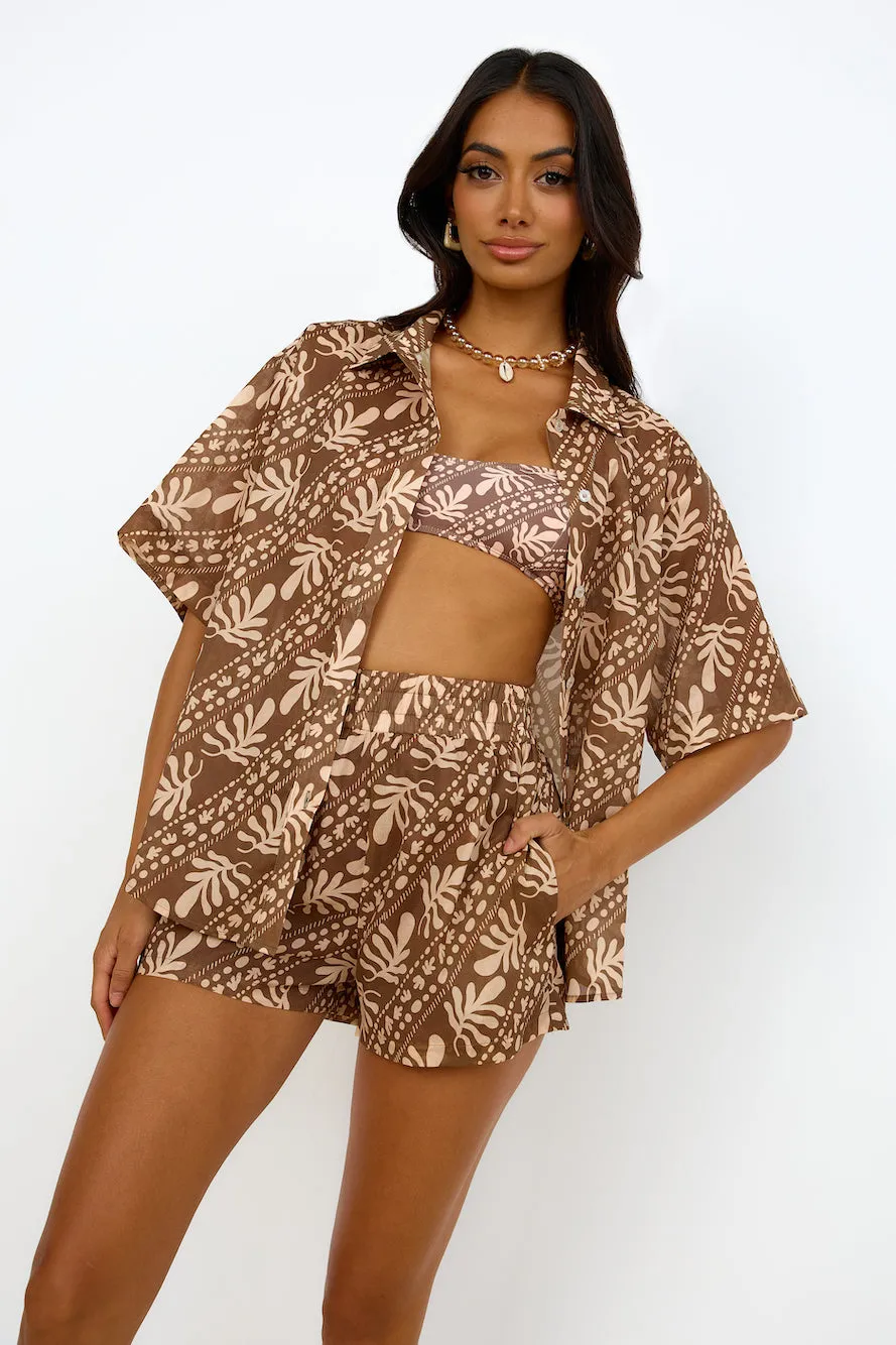 CHARLIE HOLIDAY Casey Short Coral